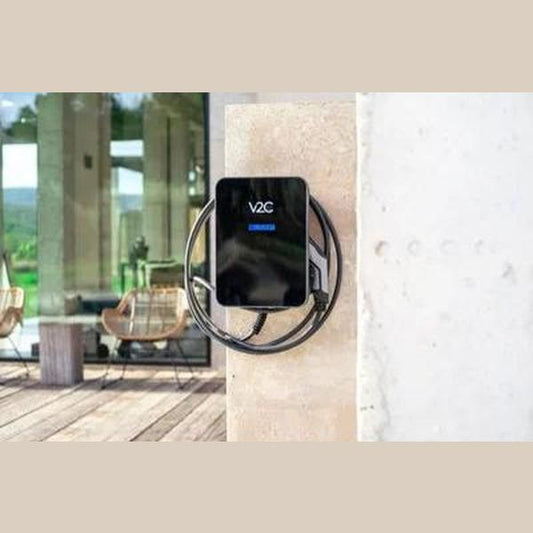 V2C Trydan 7,4 kW – Punto de Recarga Monofásico con Cable Tipo 2 · Protecciones Integradas · WiFi & Bluetooth Trydan