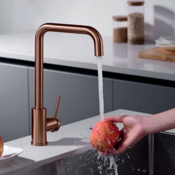 Grifería de Cocina Monomando SERIE LOIRA ORO ROSA CEPILLADO - A PLUS RENOVABLES